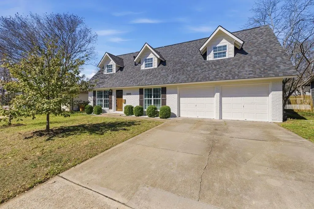 8100 Stillwood Ln, Austin, TX 78757 - #1