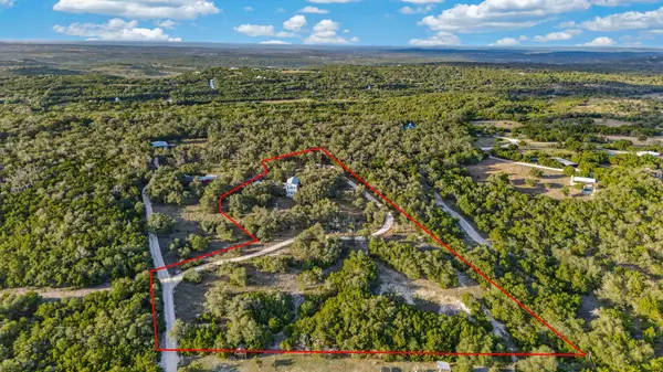 558 Cottontail Trl, Dripping Springs, TX 78620