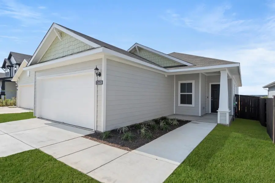11608 Murano Dr, Austin, TX 78747 - Image #2