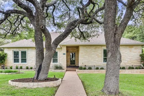 906 Texas Trl, Austin, TX 78737