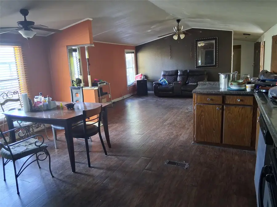 2214 Bitter Creek Dr, Austin, TX 78744 - Image #3