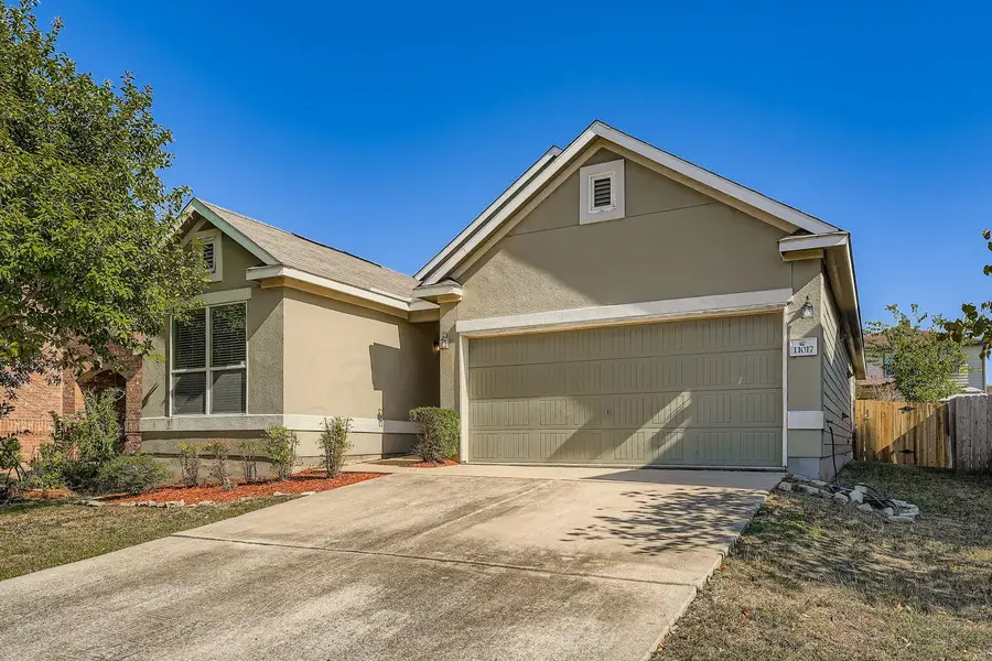 11017 Roderick Lawson Ln, Austin, TX 78754 - Image #2