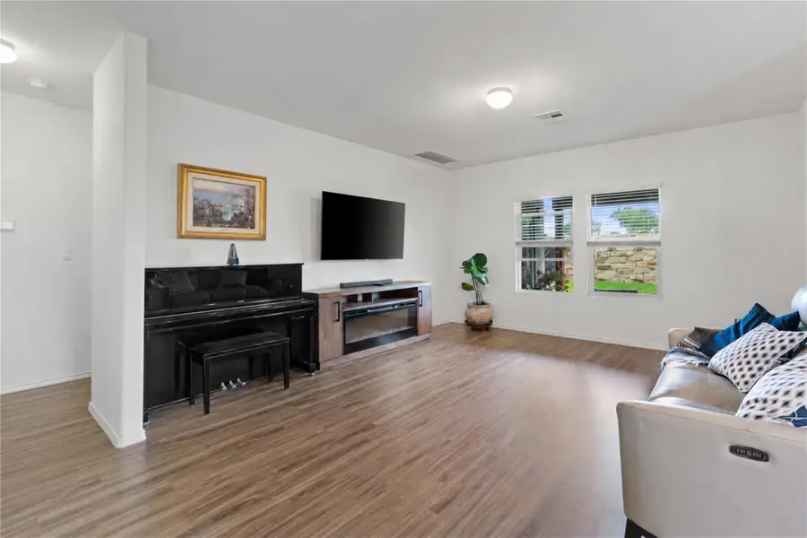 832 Mallow Rd, Leander, TX 78641 - #2