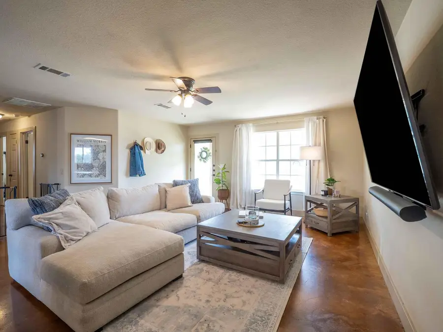 10212 Thomas Ln, Dripping Springs, TX 78620 - #2