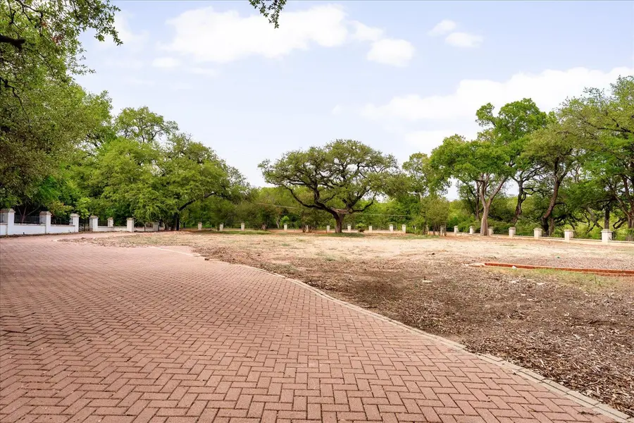 3917 Balcones Dr, Austin, TX 78731 - #2