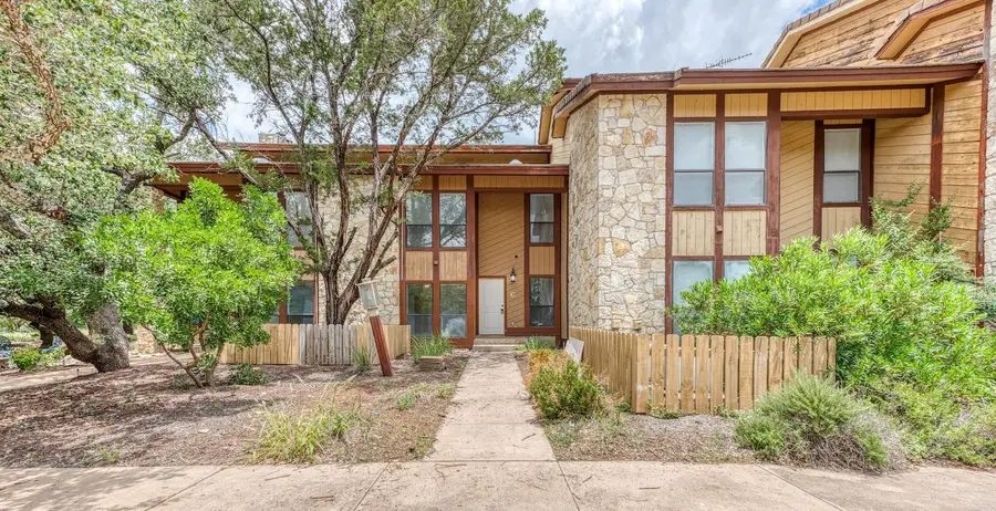 901 Cheyenne, Horseshoe Bay, TX 78657 - #2