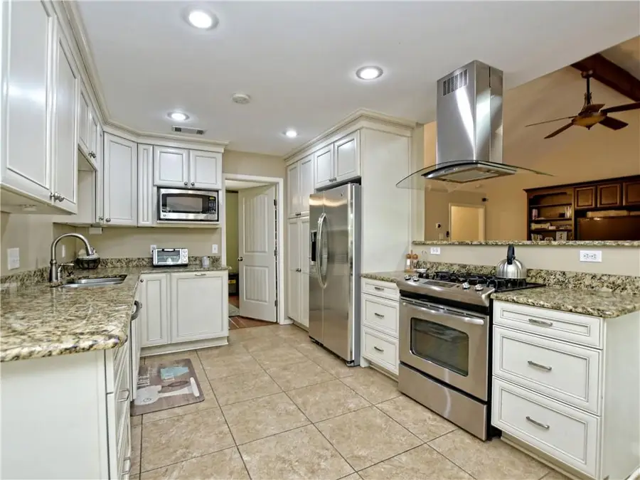 11315 Alhambra Dr, Austin, TX 78759 - #2