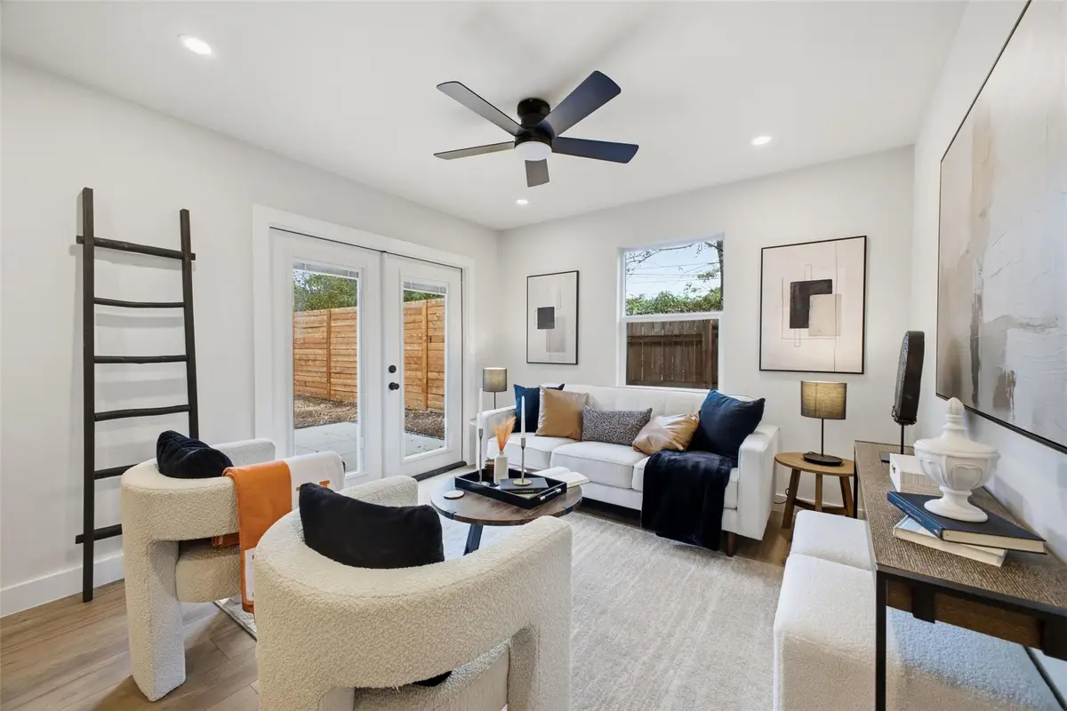 400 Chippendale Ave, Austin, TX 78745 - #1