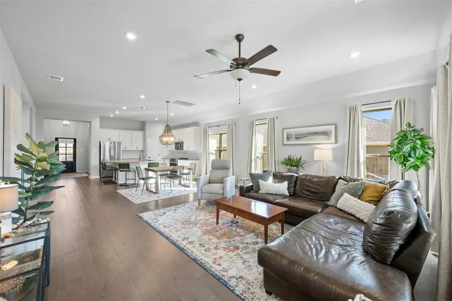 103 Scotsburg St, Hutto, TX 78634 - #2