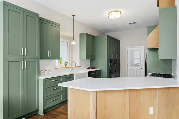 9405 Roxanna Dr, Austin, TX 78748