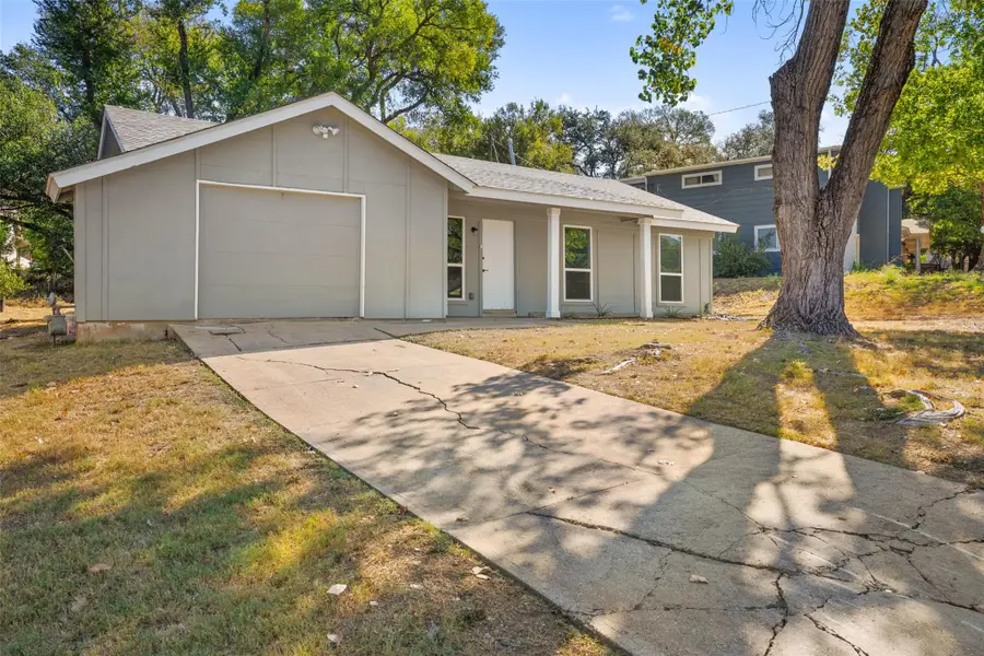 3103 Matador Dr, Austin, TX 78741 - Image #3