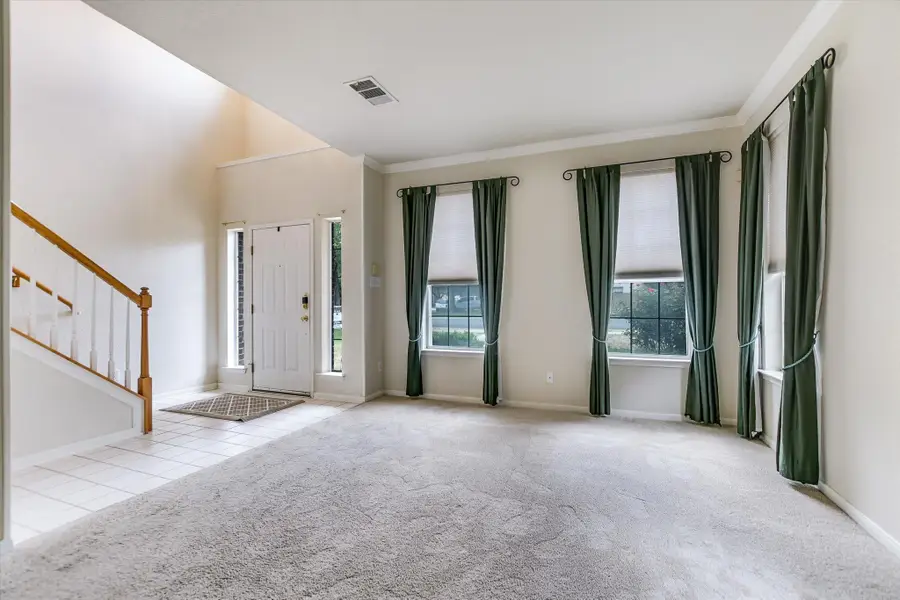 13022 Hunters Chase Dr, Austin, TX 78729 - Image #3