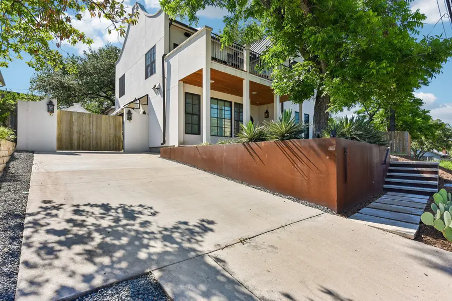 1915 Brackenridge St, Austin, TX 78704 - #2