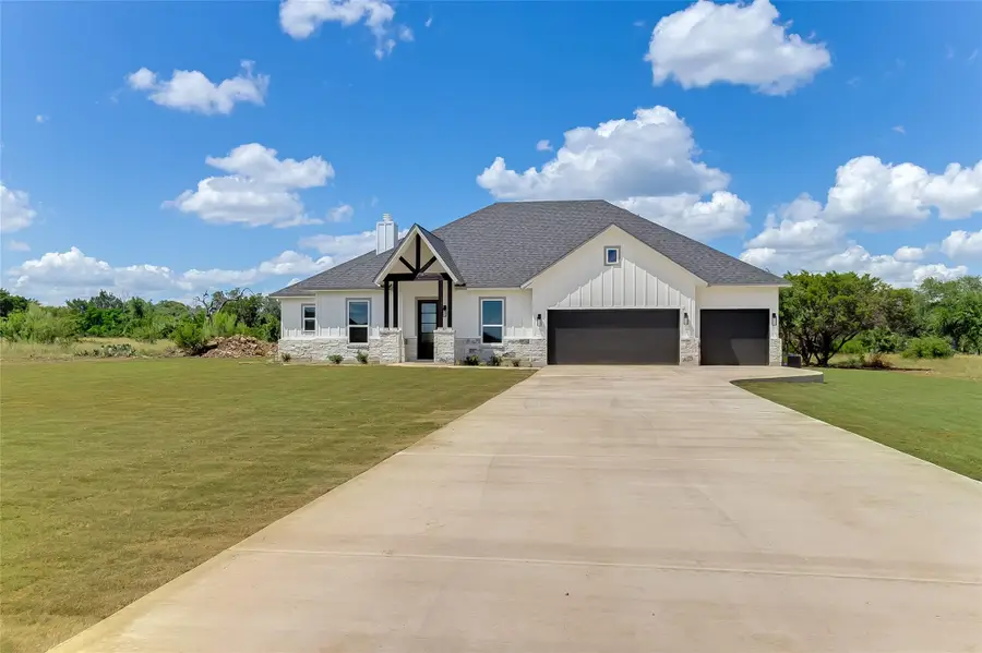 130 Draper Ln, Bertram, TX 78605 - Image #2