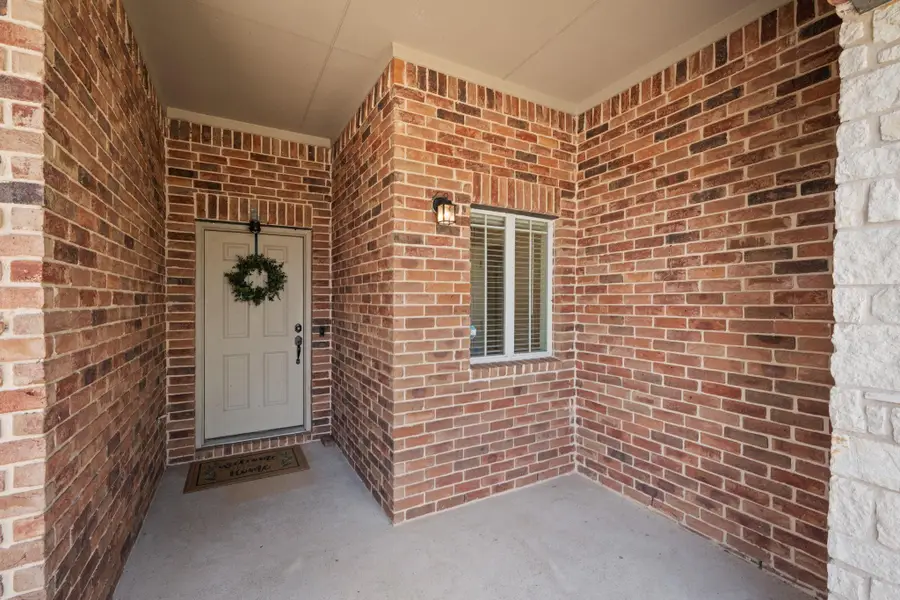 105 Mattingly St, Hutto, TX 78634 - Image #3