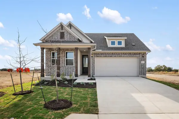 126 Arlington Park Loop, Hutto, TX 78634