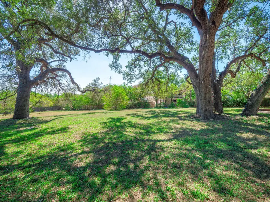 8201 Longview Rd, Austin, TX 78745 - #2