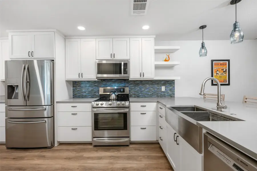 8000 Forest Mesa Dr #B, Austin, TX 78759 - Image #2