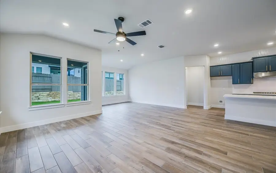 8921 Pallas Cat Dr, Austin, TX 78744 - #2