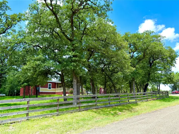 839 Northwood Cir, Rockdale, TX 76567