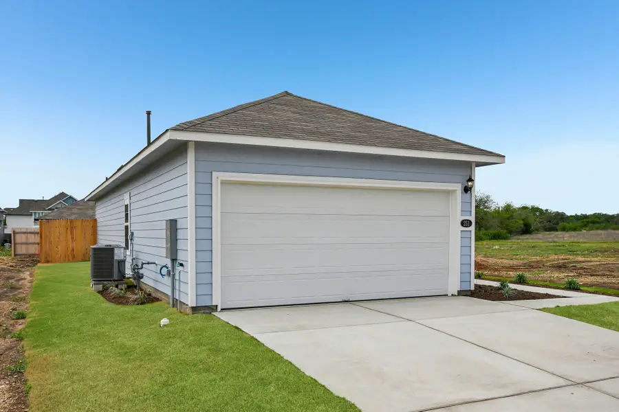 251 Haywood Mnr, Maxwell, TX 78656 - #2