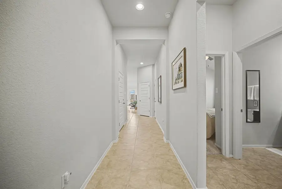 425 Spiny Lizard Ln, San Marcos, TX 78666 - Image #3