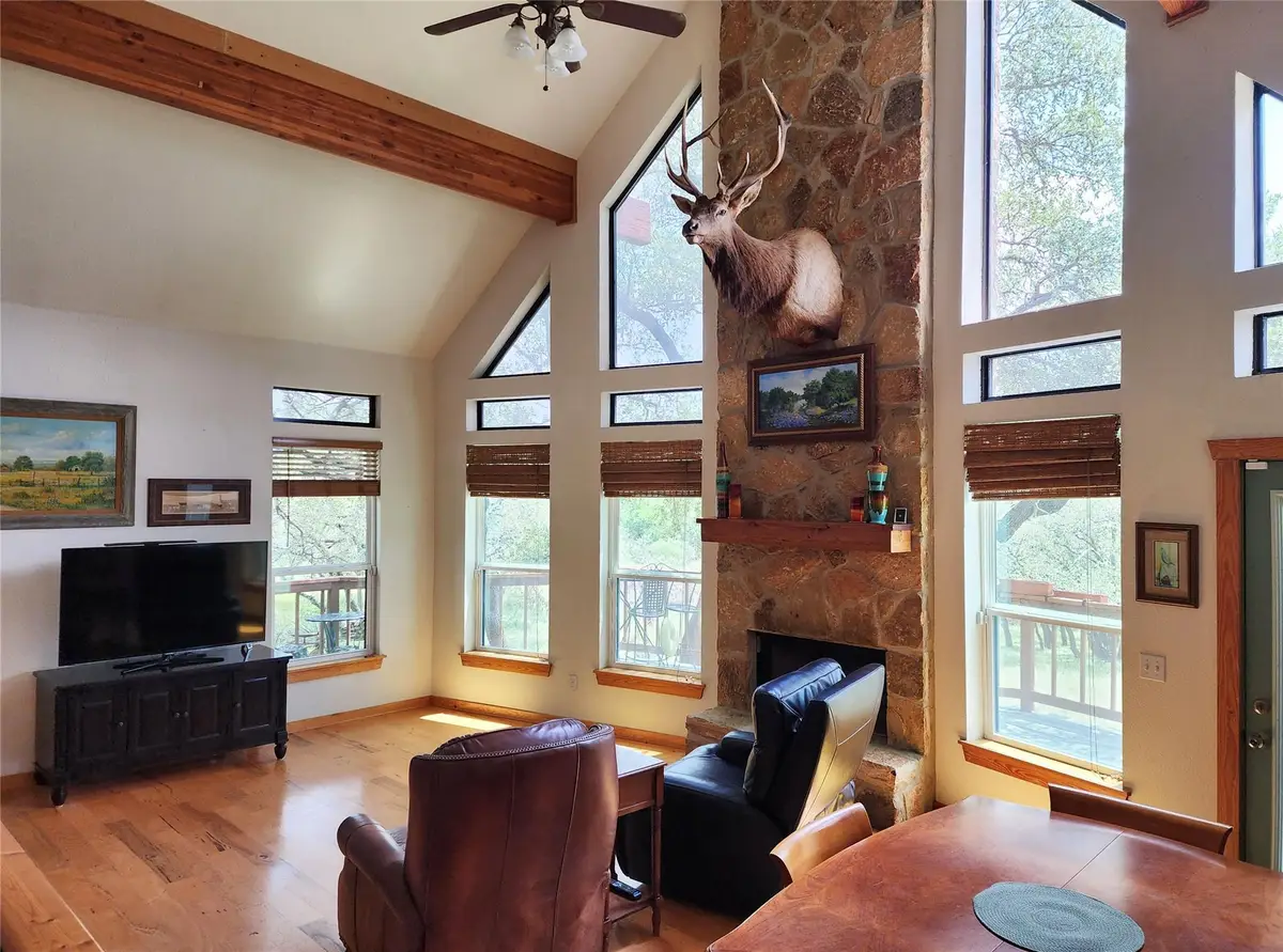 601 Echo Dr, Spicewood, TX 78669 - #1