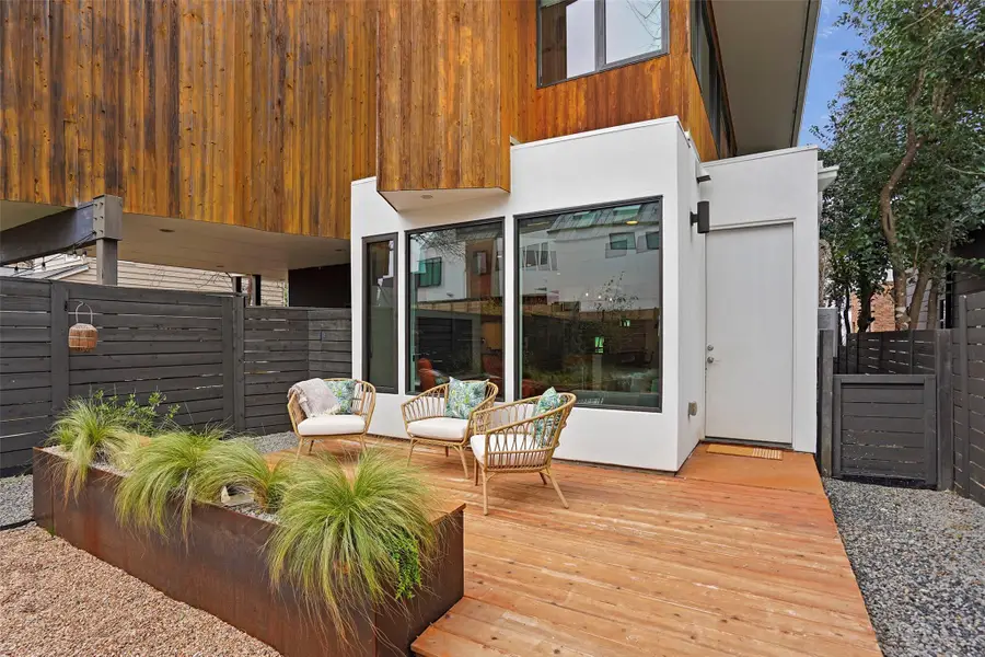 909 W Johanna St #A, Austin, TX 78704 - #3