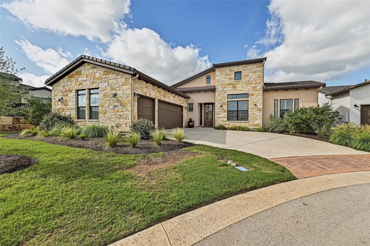 120 Delfino Pl, Horseshoe Bay, TX 78657 - Image #1