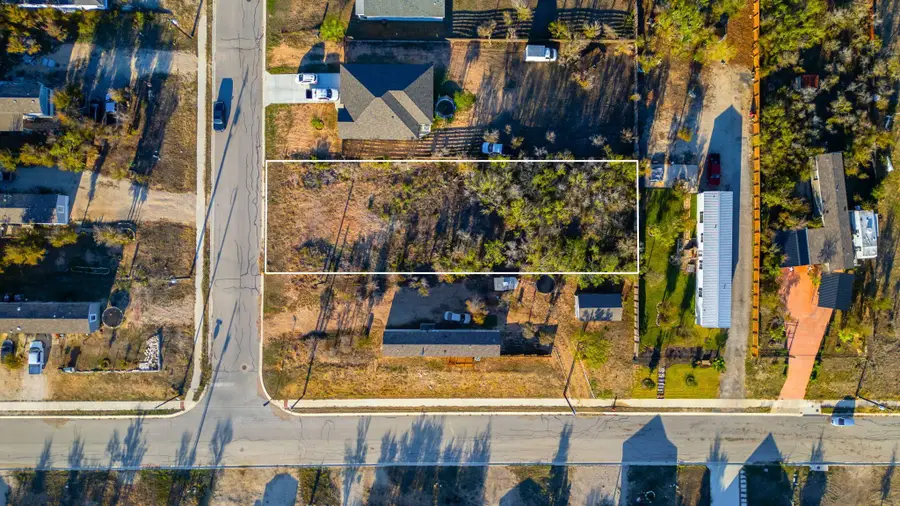 105 Agave Azul Cv, Dale, TX 78616 - Image #2