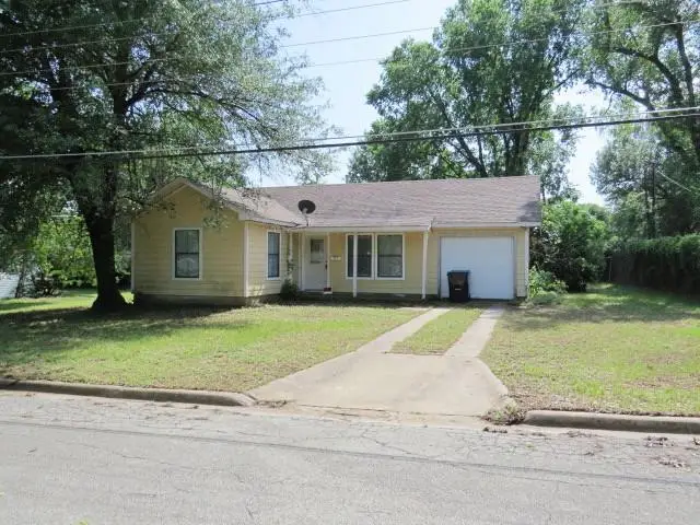 313 Mary St, Rockdale, TX 76567 - Image #1