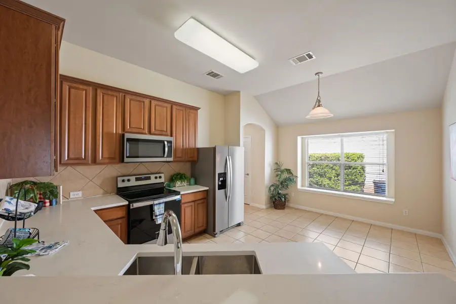 429 Falcon Ln, Leander, TX 78641 - #2