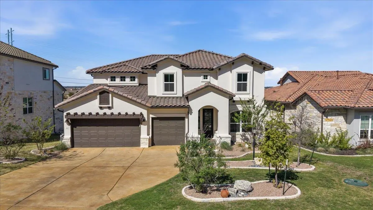 121 Serene Hilltop Cir, Austin, TX 78738 - #1