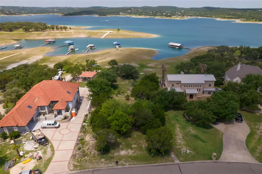 518 Deckhouse Dr, Lago Vista, TX 78645 - Image #2