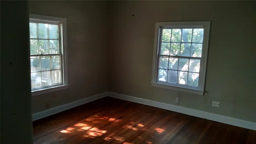 218 W 51st St, Austin, TX 78751 - #3