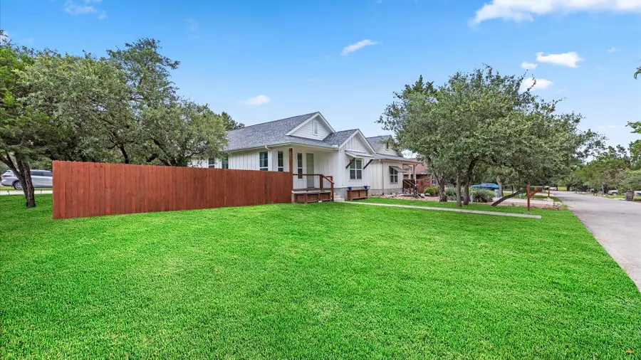 2 Stone Creek Cir, Wimberley, TX 78676 - #3