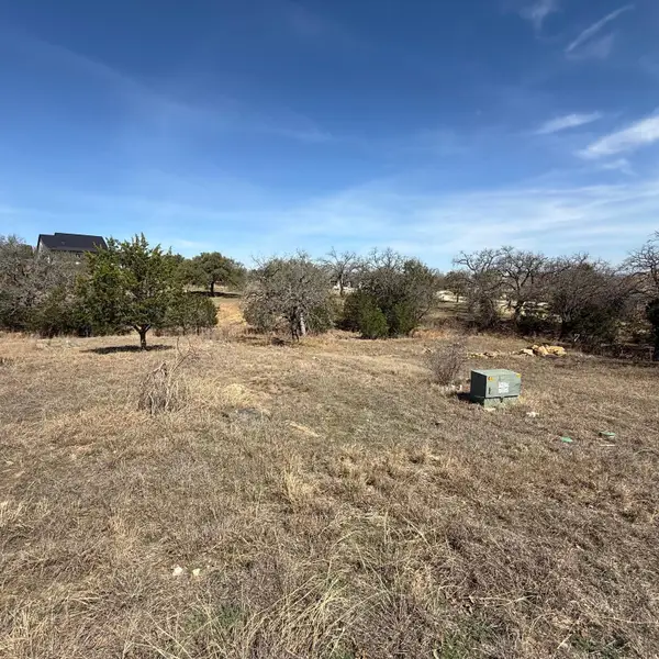 206 Mercury Dr, Horseshoe Bay, TX 78657