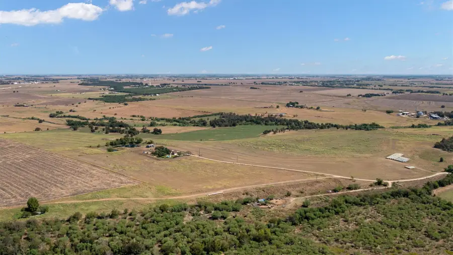 600 County Rd 447 Rd, Taylor, TX 76574 - #3