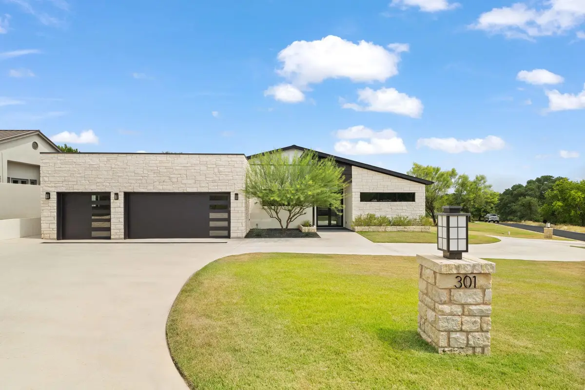 301 Eocene, Horseshoe Bay, TX 78657 - Image #1