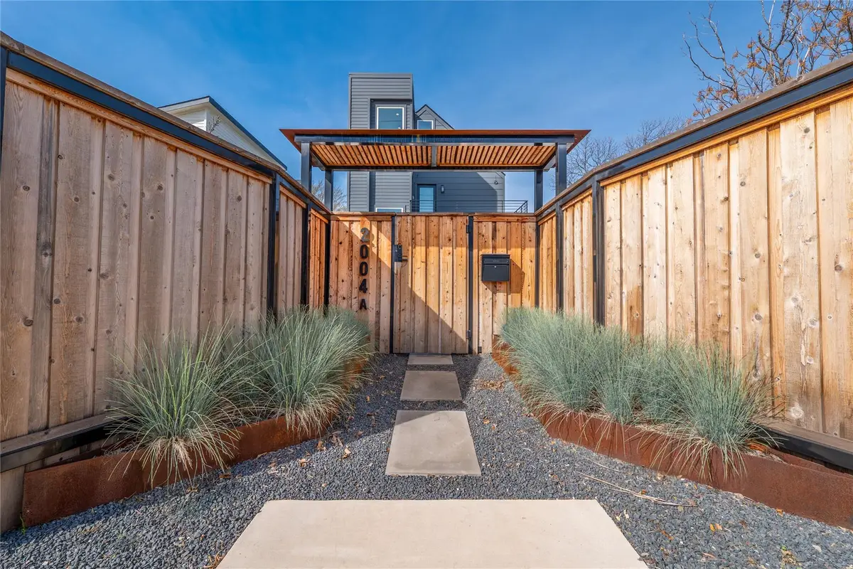 2004 Chestnut Ave #1, Austin, TX 78722 - #1