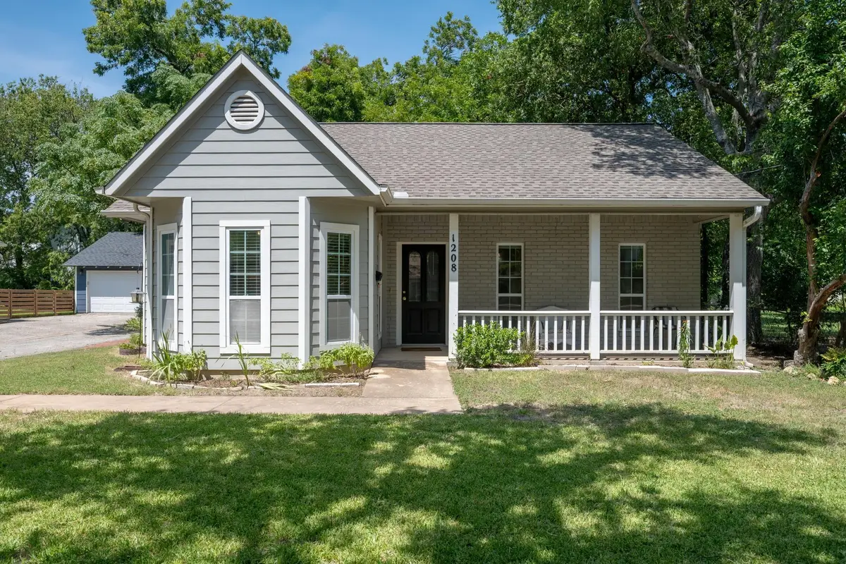 1208 S Church St, Georgetown, TX 78626 - #1
