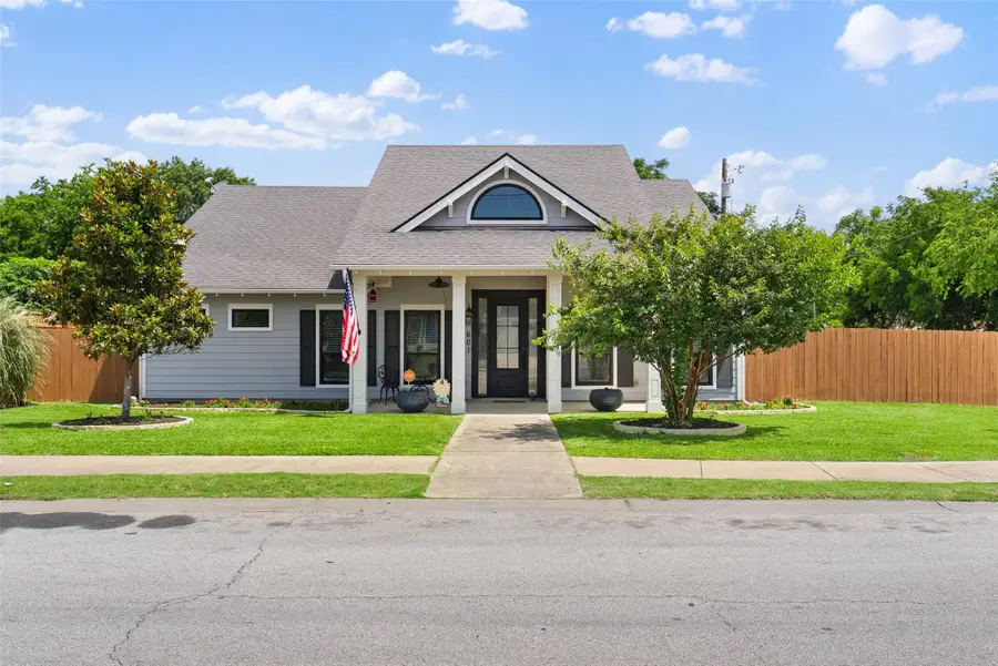 601 W 17th St, Georgetown, TX 78626 - #2
