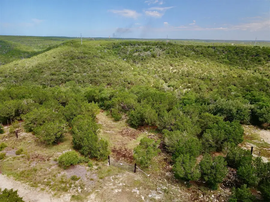 11709 Mountain Top Cir, Jonestown, TX 78645 - Image #2