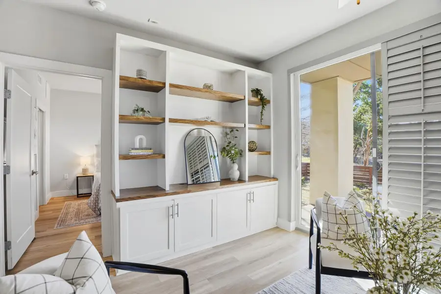 2805 Dulce Ln #1002, Austin, TX 78704 - Image #3