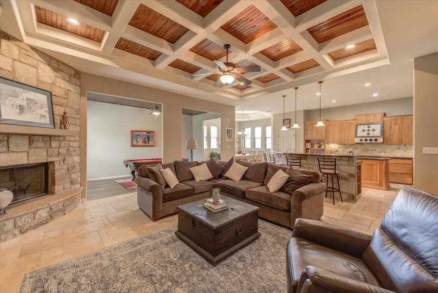 208 Colina Cove Dr Dr, Kingsland, TX 78639 - Image #3