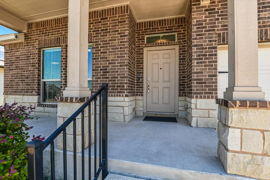 112 Taggart Trl, Jarrell, TX 76537 - #3