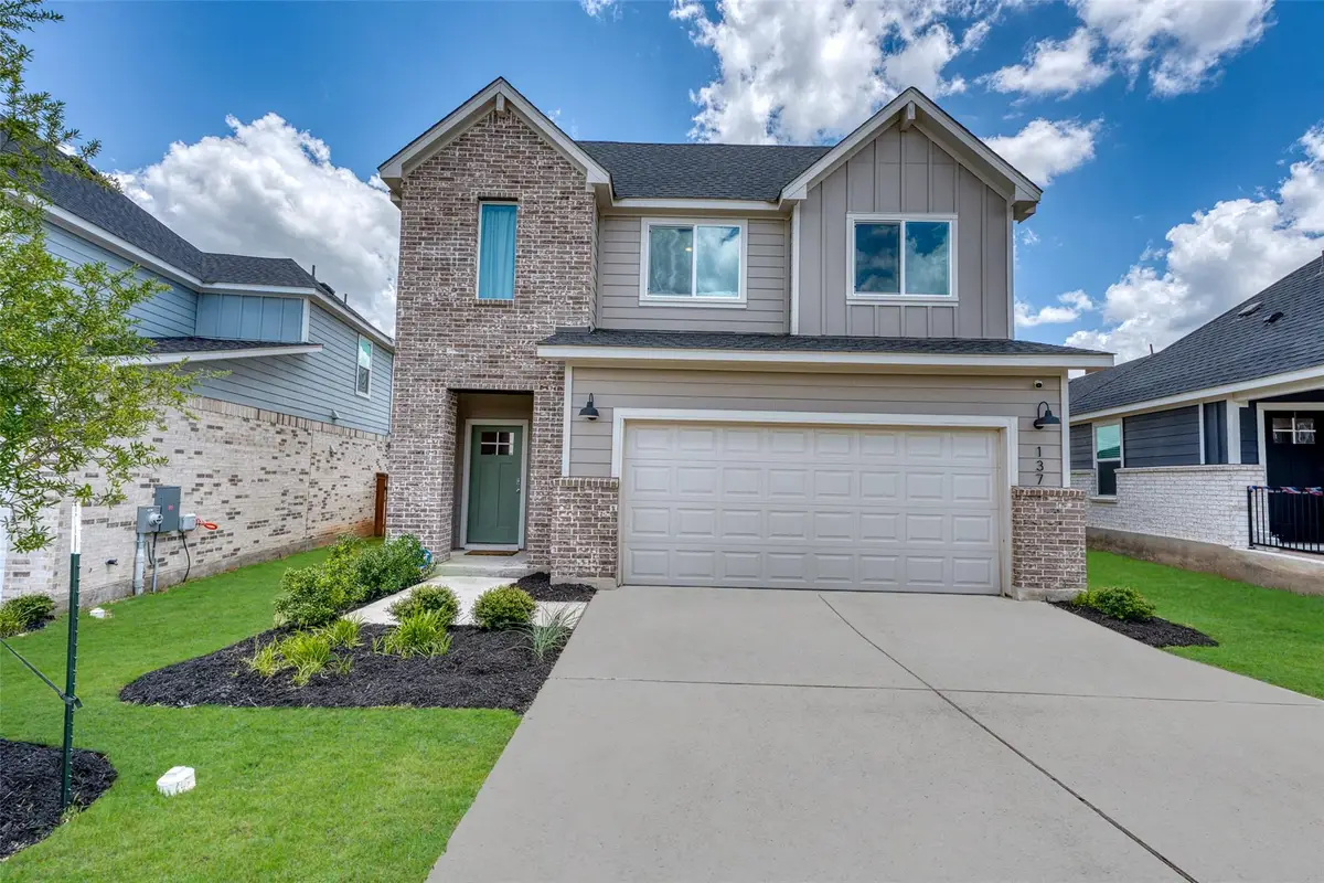 137 Standing Rock Ln, Marble Falls, TX 78654 - #1