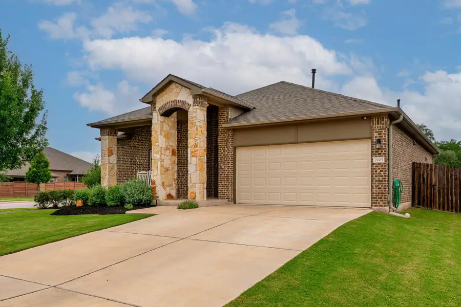 2205 Singletree Bnd, Georgetown, TX 78628 - #3