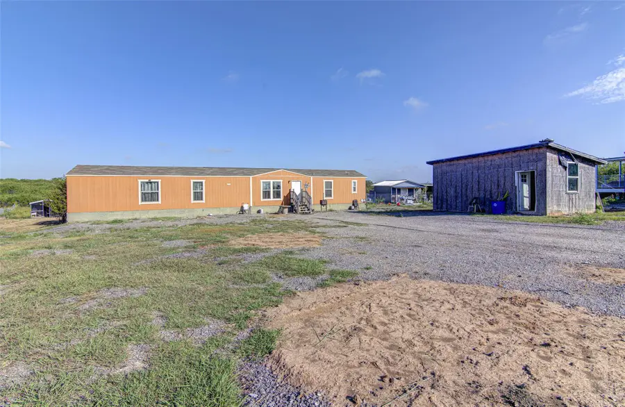 469 Rancho Linda Dr, Lockhart, TX 78644 - #2