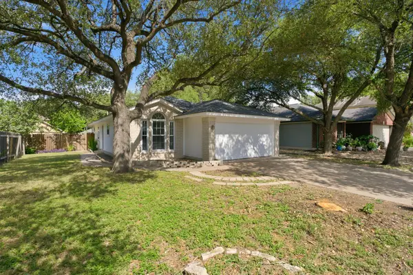 8829 Francia Trl, Austin, TX 78748